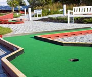 magic-carpet-mini-golf_A.jpg